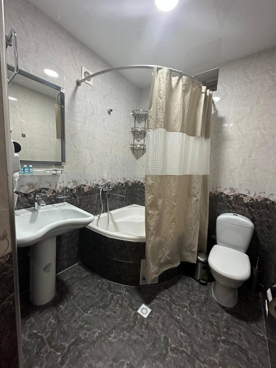 Poyi Kalon Teracce Hotel حلال Bukhara Eksteriør bilde